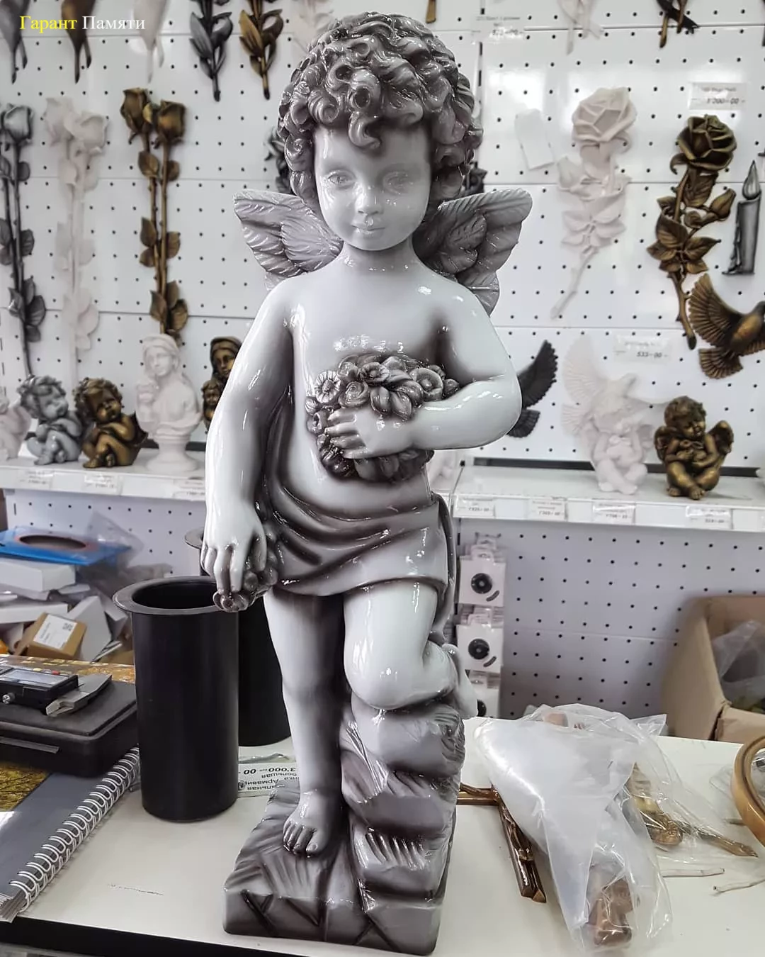 Ангел с цветами 45см (№60)